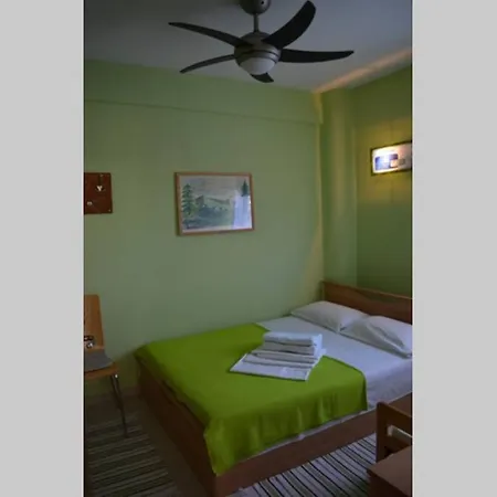 Ferienhaus Little Paradise In *