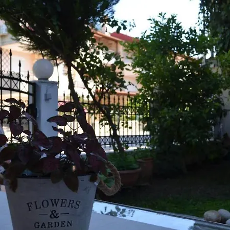 Little Paradise In Case de vacanță *