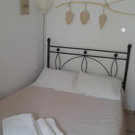 Case de vacanță Little Paradise In Siviri