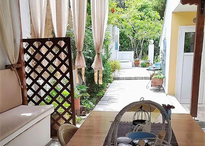 Little Paradise In * Siviri